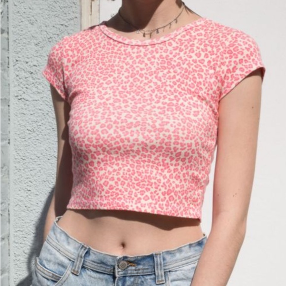 Brandy Melville Pink Cheetah top - Picture 1 of 2